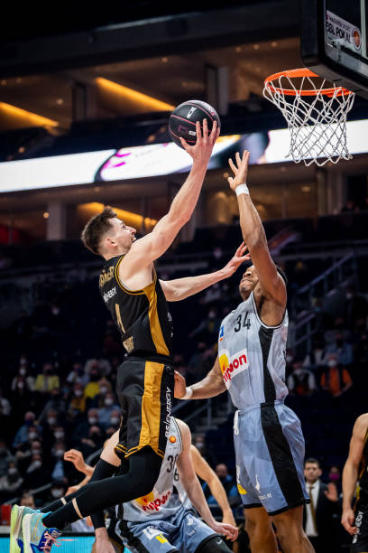 认为过于牵 认为过于牵